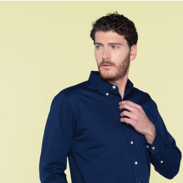 Camisas y blusas
